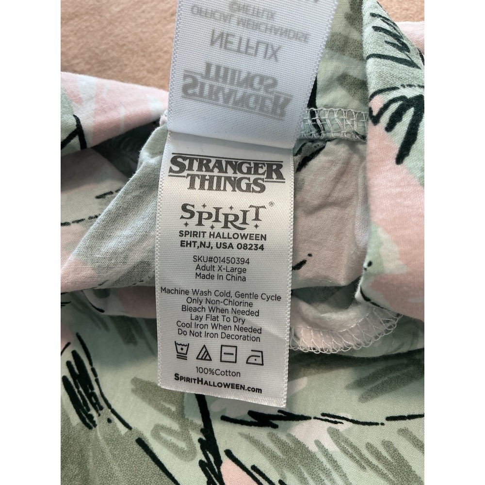 Stranger Things Hopper Shirt Adult XL Pink Green Excellent 80s Cosplay - Picture 6 of 8